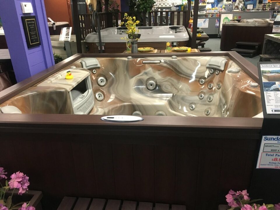 HOME - Hydro Spa Outlet